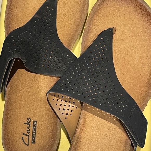 Brand New Clarks Women’s Thong Sandals - Picture 1 of 12